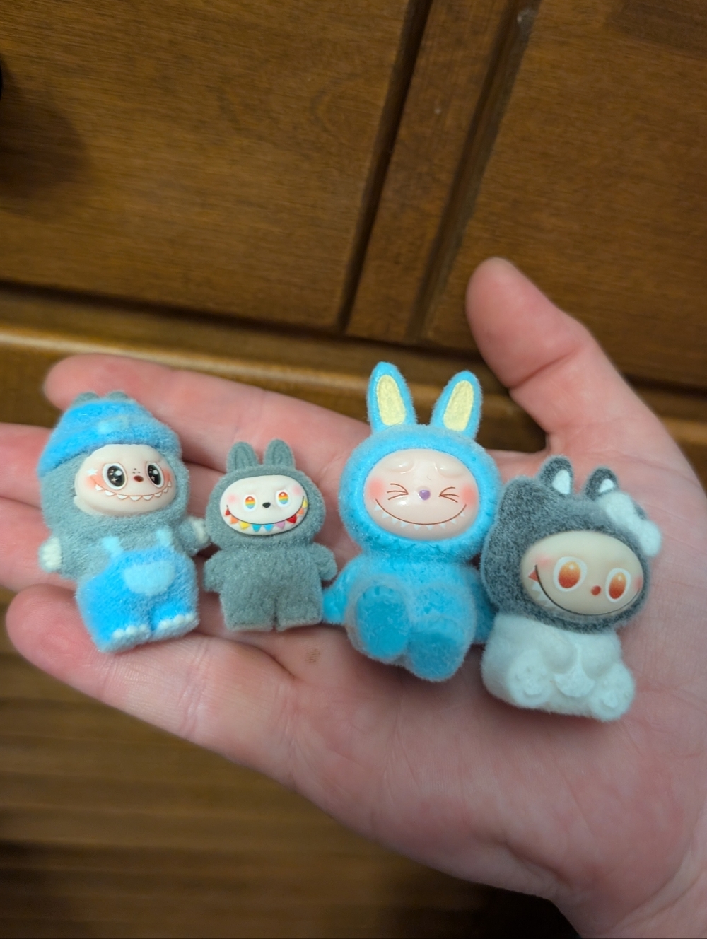 Kawaii Fuzzy Bunny Doll Set – Blue & Neutral Plush Mini Figures / Bag Charms